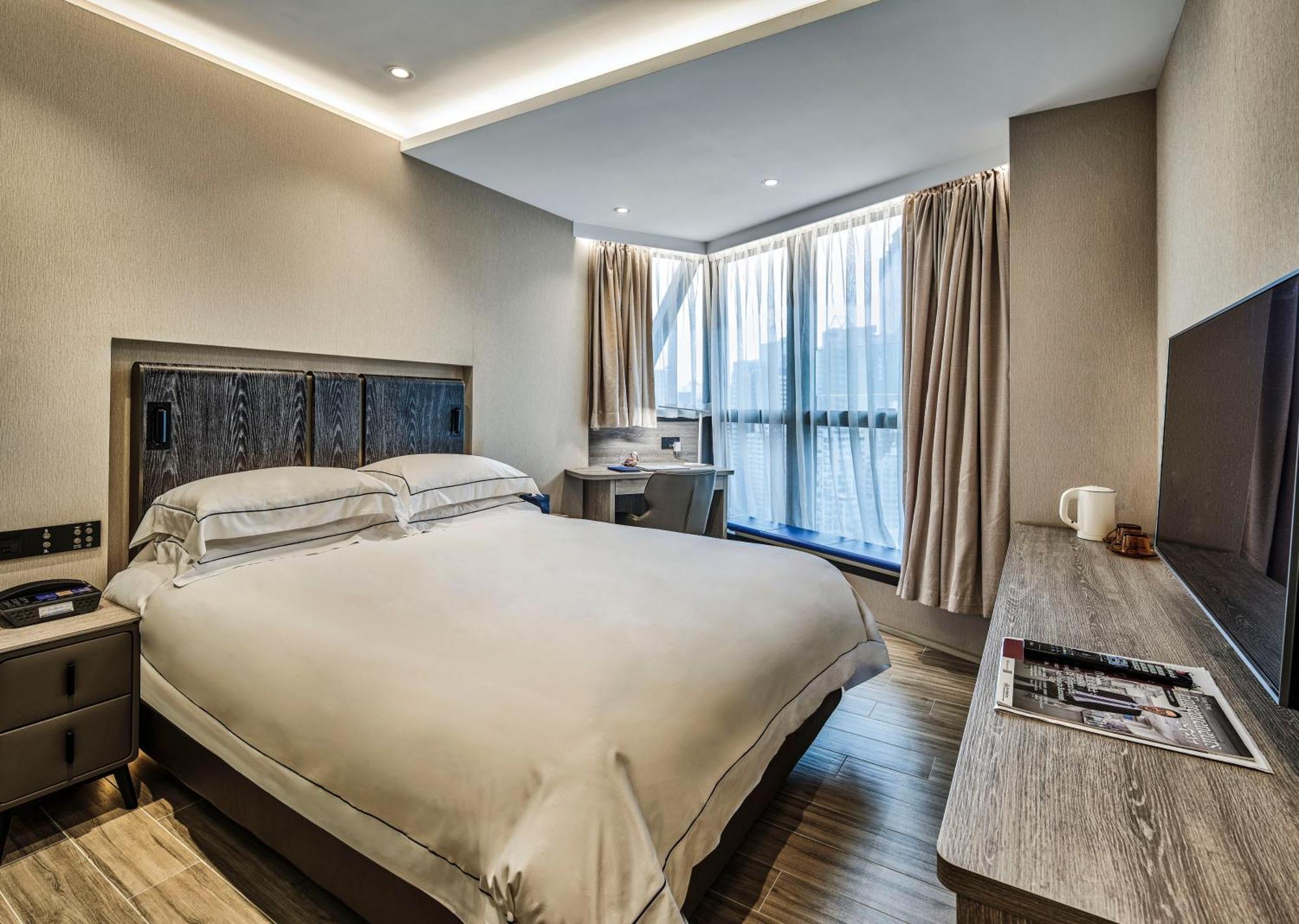 The Emperor 4* Hong Kong